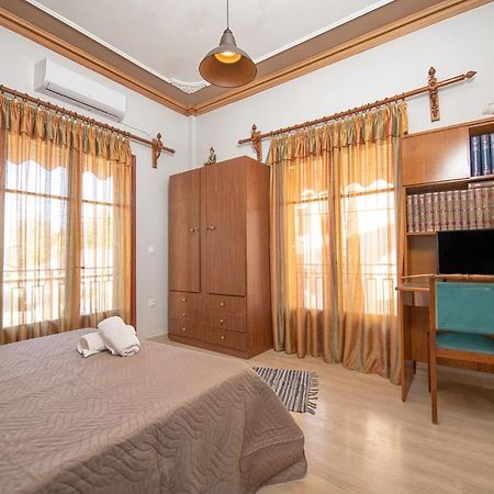 Appartement Fay’s Vintage Boutique House à Corfu  Extérieur photo